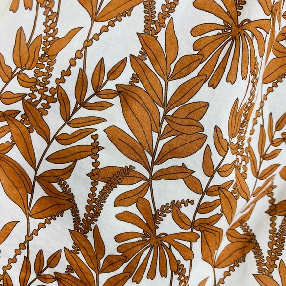 Janie and Jack vine print bow front brown and white dress. Size 6 - Picture 3 of 6